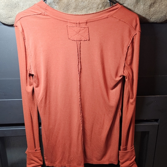 We The Free long-sleeved tee - Picture 4 of 9